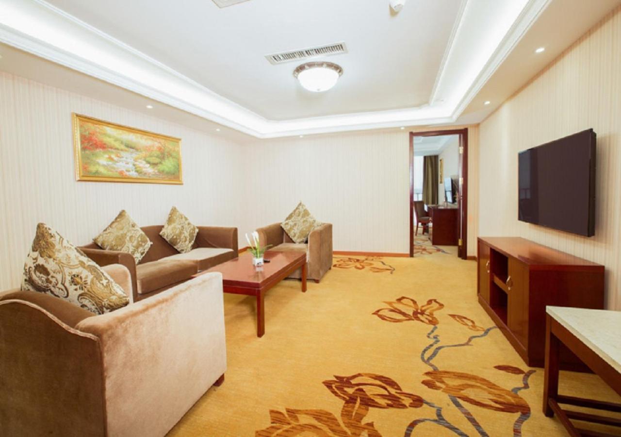 Vienna Classic Hotel Xi'an  Exterior photo