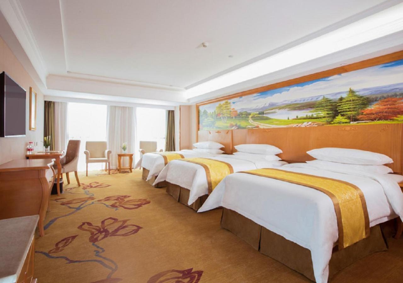 Vienna Classic Hotel Xi'an  Exterior photo