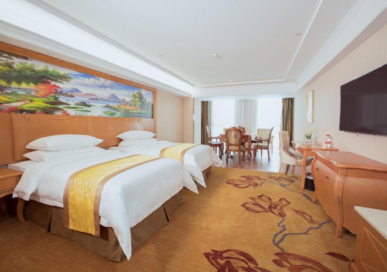 Vienna Classic Hotel Xi'an  Exterior photo